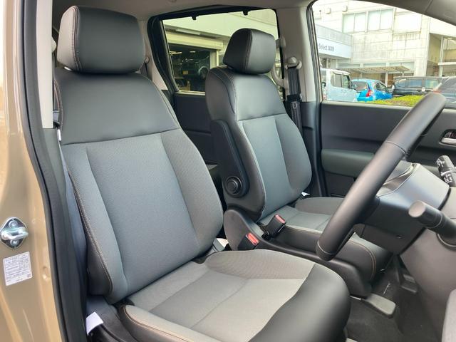 フリード ｅ：ＨＥＶクロスター　登録済未使用車　ブラインドスポットインフォメーション　２列目６：４分割可倒式シート　コンビシート　シートヒーター　１５インチアルミホイール　ＨｏｎｄａＳＥＮＳＩＮＧ（19枚目）