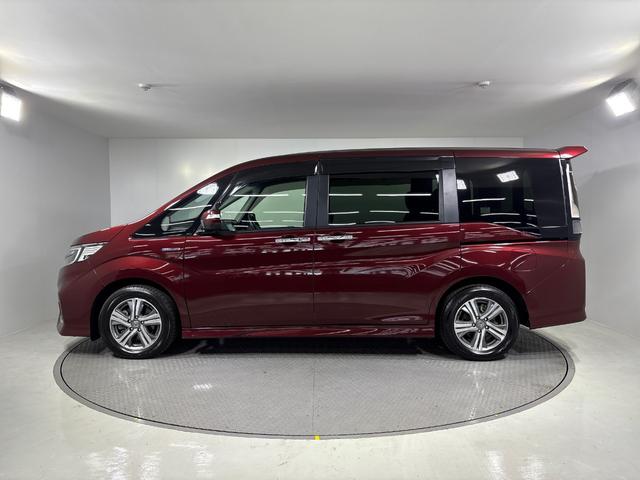 ステップワゴンスパーダ スパーダハイブリッドＧ・ＥＸホンダセンシング　Ｇａｔｈｅｒｓメモリーナビ（ＶＸＭ－１９７ＶＦＮｉ）　後席モニター（ＶＭ－１８５ＥＮ）　ＥＴＣ　両側電動スライドドア　パフォーマンスダンパー　シートヒーター　サイドエアバッグ　サイドカーテンエアバッグ（12枚目）