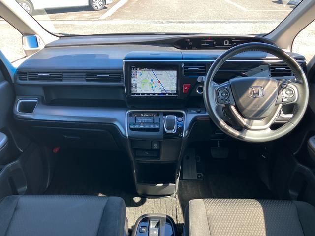 ステップワゴンスパーダ スパーダハイブリッドＧホンダセンシング　Ｇａｔｈｅｒｓメモリーナビ（ＶＸＭ－１９７ＶＦＮｉ）　前後ドラレコ　ＥＴＣ（2枚目）