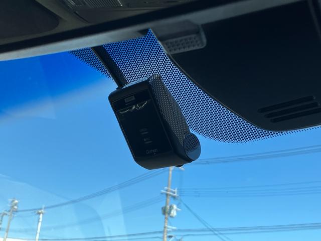 ステップワゴンスパーダ スパーダハイブリッドＧホンダセンシング　Ｇａｔｈｅｒｓメモリーナビ（ＶＸＭ－１９７ＶＦＮｉ）　前後ドラレコ　ＥＴＣ（4枚目）