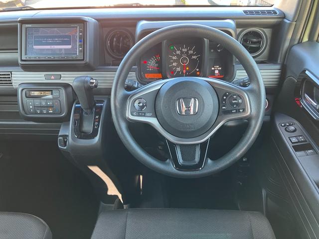 N-VAN+スタイル ファン・ホンダセンシング Gathersメモリーナビ(VXM-184Ci) マルチインフォメーションディスプレイ 前後ドラレコ フルLEDヘッドライト 充電用USBジャック(急速充電対応タイプ2個付)(3枚目)