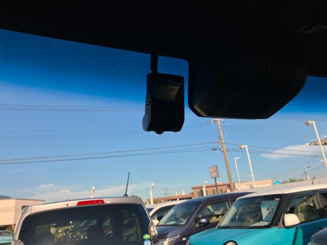 N-VAN+スタイル ファン・ホンダセンシング Gathersメモリーナビ(VXM-184Ci) マルチインフォメーションディスプレイ 前後ドラレコ フルLEDヘッドライト 充電用USBジャック(急速充電対応タイプ2個付)(4枚目)