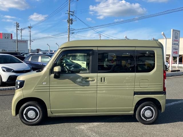 N-VAN+スタイル ファン・ホンダセンシング Gathersメモリーナビ(VXM-184Ci) マルチインフォメーションディスプレイ 前後ドラレコ フルLEDヘッドライト 充電用USBジャック(急速充電対応タイプ2個付)(9枚目)