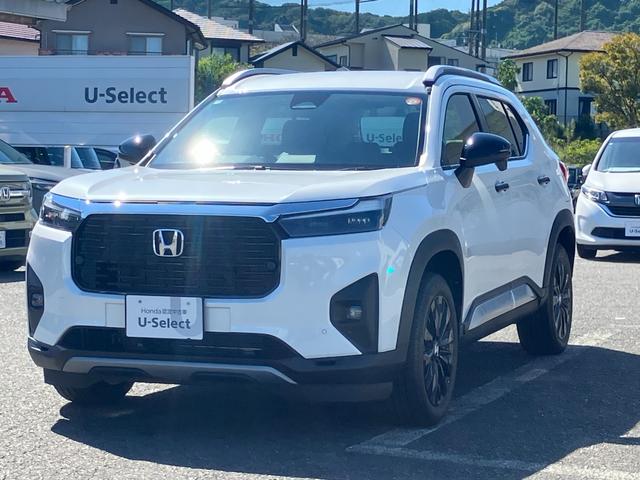 WR-V Z+ブラックスタイル Bランク車(2025年7月製造)3年車検付 本革巻ステアリングホイール+セレクトレバー リアセンターアームレスト Z+専用エクステリア BLACKSTYLE専用装備(6枚目)