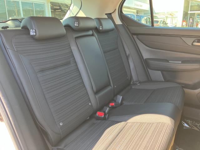 WR-V Z+ブラックスタイル Bランク車(2025年7月製造)3年車検付 本革巻ステアリングホイール+セレクトレバー リアセンターアームレスト Z+専用エクステリア BLACKSTYLE専用装備(15枚目)