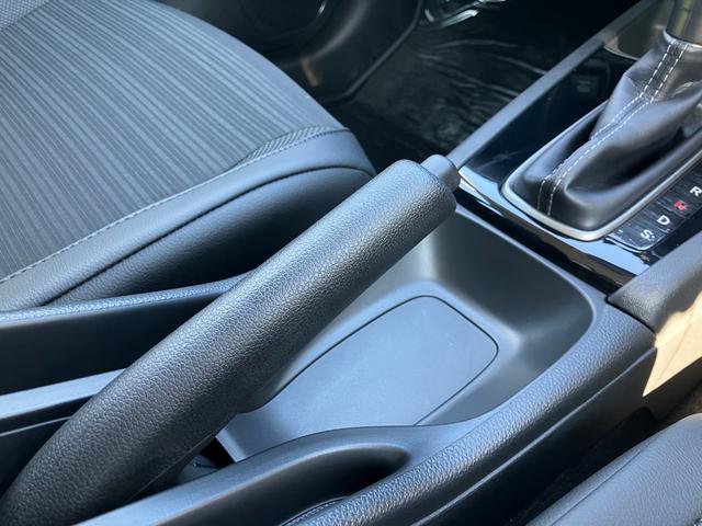 WR-V Z+ブラックスタイル Bランク車(2025年7月製造)3年車検付 本革巻ステアリングホイール+セレクトレバー リアセンターアームレスト Z+専用エクステリア BLACKSTYLE専用装備(29枚目)