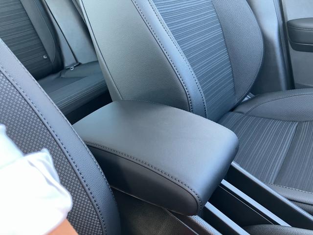WR-V Z+ブラックスタイル Bランク車(2025年7月製造)3年車検付 本革巻ステアリングホイール+セレクトレバー リアセンターアームレスト Z+専用エクステリア BLACKSTYLE専用装備(31枚目)