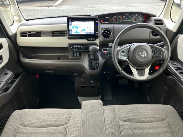 N-BOX L・ターボ Gathersメモリーナビ 両側電動スライドドア バックカメラ オートリトラミラー 運転席/助手席シートバックテーブル 運転席/助手席シートヒーター アレルクリーンプラスシート(3枚目)