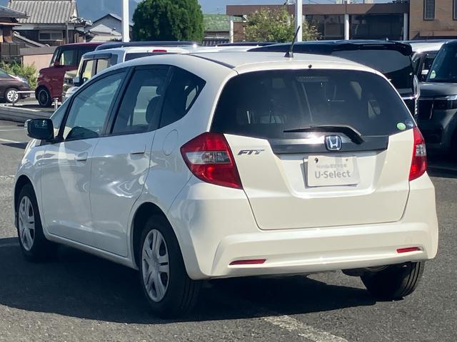 フィット Ｇ　ナビ（ＡＬＰＩＬＥＶＩＥ－Ｘ０８）　ＥＴＣ　スカイルーフ（12枚目）