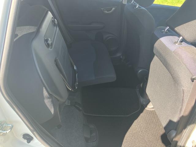 フィット Ｇ　ナビ（ＡＬＰＩＬＥＶＩＥ－Ｘ０８）　ＥＴＣ　スカイルーフ（18枚目）