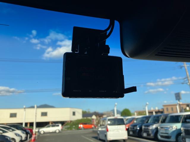 Ｎ－ＢＯＸカスタム Ｌターボ　Ｇａｔｈｅｒｓメモリーナビ（ＶＸＵ－２２７ＮＢｉ）　前後ドラレコ　ＥＴＣ　オートリトラミラー　両側電動スライドドア　運転席＆助手席シートヒーター（4枚目）