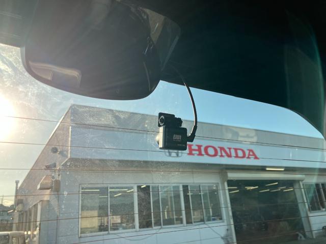 Ｎ－ＢＯＸカスタム Ｌターボ　Ｇａｔｈｅｒｓメモリーナビ（ＶＸＵ－２２７ＮＢｉ）　前後ドラレコ　ＥＴＣ　オートリトラミラー　両側電動スライドドア　運転席＆助手席シートヒーター（5枚目）