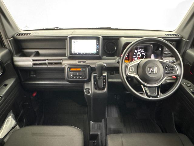 N-VAN ファン Gathersメモリーナビ(VXM-234VFi) HondaSENSING 充電用USBジャック(急速充電対応タイプ2個付) フロントシートアームレスト 電動格納式リモコンカラードドアミラー(3枚目)