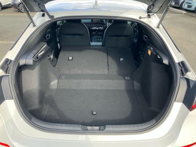 ★バリエーション豊富な広々と使えるトランクスペース★