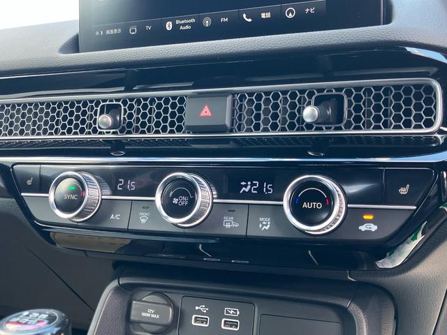 運転席、助手席シートが、じんわりと優しく温かい、人気のシートヒーター装備♪