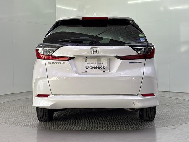 シャトル ハイブリッドＸホンダセンシング　Ｇａｔｈｅｒｓメモリーナビ　バックカメラ　ＥＴＣ　ＨｏｎｄａＳＥＮＳＩＮＧ　オートハイビーム　ＬＥＤヘッドライト＋ＬＥＤフォグライト＋自動防眩ルームミラー　衝突軽減ブレーキ　誤発進抑制機能（8枚目）
