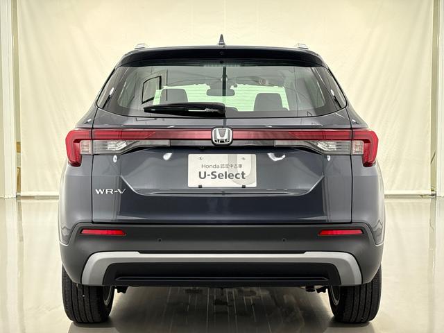 ＷＲ－Ｖ Ｚ＋　Ｇａｔｈｅｒｓディスプレイオーディオ　バックカメラ　ＥＴＣ　リアセンターアームレスト（ドリンクホルダー付）　衝突軽減ブレーキ　先行車発進お知らせ機能　歩行者事故低減ステアリング　誤発進抑制機能（9枚目）