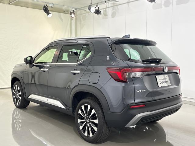 ＷＲ－Ｖ Ｚ＋　Ｇａｔｈｅｒｓディスプレイオーディオ　バックカメラ　ＥＴＣ　リアセンターアームレスト（ドリンクホルダー付）　衝突軽減ブレーキ　先行車発進お知らせ機能　歩行者事故低減ステアリング　誤発進抑制機能（10枚目）