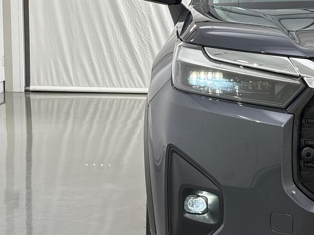 ＷＲ－Ｖ Ｚ＋　Ｇａｔｈｅｒｓディスプレイオーディオ　バックカメラ　ＥＴＣ　リアセンターアームレスト（ドリンクホルダー付）　衝突軽減ブレーキ　先行車発進お知らせ機能　歩行者事故低減ステアリング　誤発進抑制機能（11枚目）