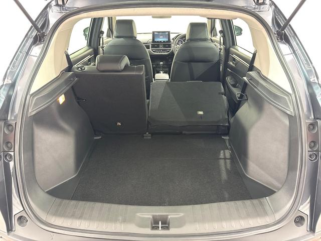 ＷＲ－Ｖ Ｚ＋　Ｇａｔｈｅｒｓディスプレイオーディオ　バックカメラ　ＥＴＣ　リアセンターアームレスト（ドリンクホルダー付）　衝突軽減ブレーキ　先行車発進お知らせ機能　歩行者事故低減ステアリング　誤発進抑制機能（15枚目）