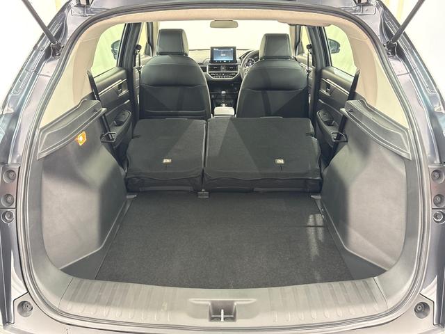 ＷＲ－Ｖ Ｚ＋　Ｇａｔｈｅｒｓディスプレイオーディオ　バックカメラ　ＥＴＣ　リアセンターアームレスト（ドリンクホルダー付）　衝突軽減ブレーキ　先行車発進お知らせ機能　歩行者事故低減ステアリング　誤発進抑制機能（16枚目）