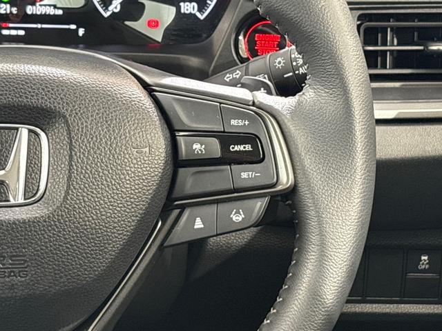 ＷＲ－Ｖ Ｚ＋　Ｇａｔｈｅｒｓディスプレイオーディオ　バックカメラ　ＥＴＣ　リアセンターアームレスト（ドリンクホルダー付）　衝突軽減ブレーキ　先行車発進お知らせ機能　歩行者事故低減ステアリング　誤発進抑制機能（22枚目）