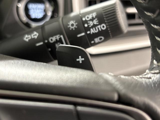 ＷＲ－Ｖ Ｚ＋　Ｇａｔｈｅｒｓディスプレイオーディオ　バックカメラ　ＥＴＣ　リアセンターアームレスト（ドリンクホルダー付）　衝突軽減ブレーキ　先行車発進お知らせ機能　歩行者事故低減ステアリング　誤発進抑制機能（23枚目）