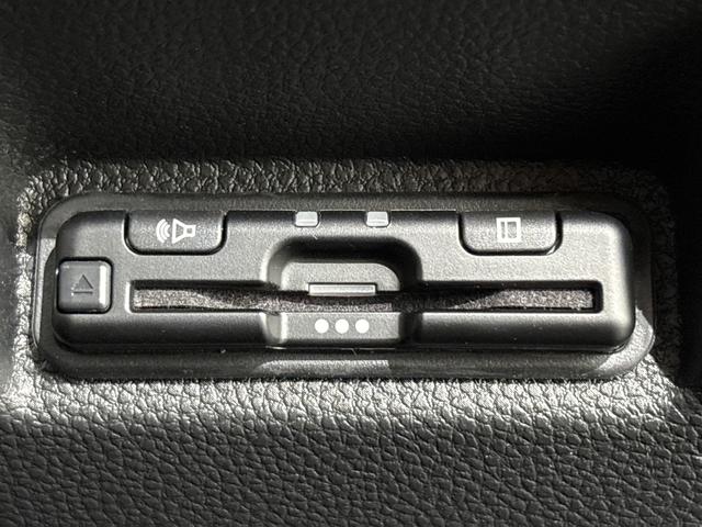 ＷＲ－Ｖ Ｚ＋　Ｇａｔｈｅｒｓディスプレイオーディオ　バックカメラ　ＥＴＣ　リアセンターアームレスト（ドリンクホルダー付）　衝突軽減ブレーキ　先行車発進お知らせ機能　歩行者事故低減ステアリング　誤発進抑制機能（28枚目）