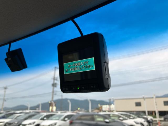 Ｎ－ＢＯＸ＋ Ｇ・Ｌパッケージ　Ｇａｔｈｅｒｓメモリーナビ（ＶＸＭ－１４５ＶＳｉ）　ＥＴＣ　前ドラレコ　アイドリングストップシステム　１４インチアルミホイール　Ｈｏｎｄａスマートキーシステム　左電動スライドドア　フルオートエアコン（3枚目）