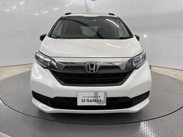 フリードハイブリッド ハイブリッド・Ｇブラックスタイル　Ｇａｔｈｅｒｓメモリーナビ（ＶＸＭ－２３７ＶＦＮｉ）　バックカメラ　ＥＴＣ　ＨｏｎｄａＳＥＮＳＩＮＧ　両側電動スライドドア　ＬＥＤヘッドライト＋アクティブコーナリングライト　ＢＬＡＣＫＳＴＹＬＥ（6枚目）