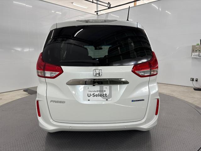 フリードハイブリッド ハイブリッド・Ｇブラックスタイル　Ｇａｔｈｅｒｓメモリーナビ（ＶＸＭ－２３７ＶＦＮｉ）　バックカメラ　ＥＴＣ　ＨｏｎｄａＳＥＮＳＩＮＧ　両側電動スライドドア　ＬＥＤヘッドライト＋アクティブコーナリングライト　ＢＬＡＣＫＳＴＹＬＥ（10枚目）