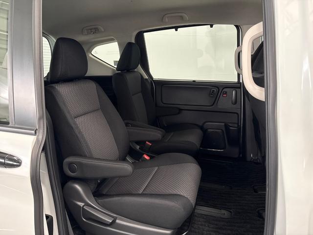 フリードハイブリッド ハイブリッド・Ｇブラックスタイル　Ｇａｔｈｅｒｓメモリーナビ（ＶＸＭ－２３７ＶＦＮｉ）　バックカメラ　ＥＴＣ　ＨｏｎｄａＳＥＮＳＩＮＧ　両側電動スライドドア　ＬＥＤヘッドライト＋アクティブコーナリングライト　ＢＬＡＣＫＳＴＹＬＥ（18枚目）