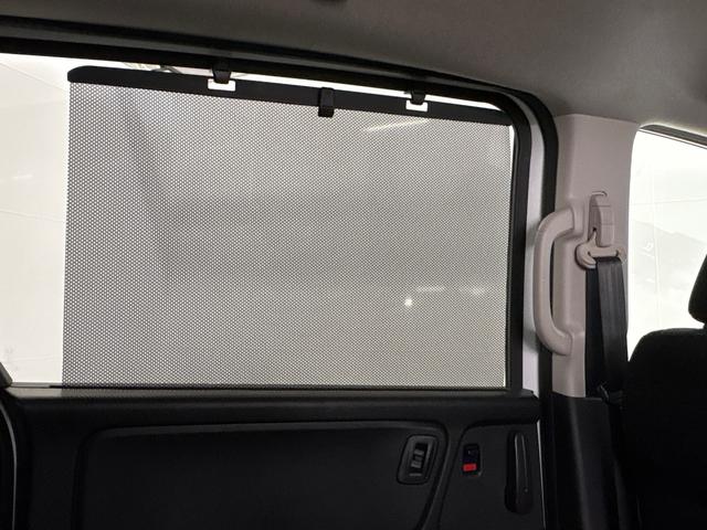 フリードハイブリッド ハイブリッド・Ｇブラックスタイル　Ｇａｔｈｅｒｓメモリーナビ（ＶＸＭ－２３７ＶＦＮｉ）　バックカメラ　ＥＴＣ　ＨｏｎｄａＳＥＮＳＩＮＧ　両側電動スライドドア　ＬＥＤヘッドライト＋アクティブコーナリングライト　ＢＬＡＣＫＳＴＹＬＥ（29枚目）