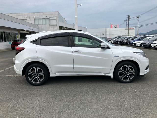 ヴェゼル ハイブリッドＺ・ホンダセンシング　Ｇａｔｈｅｒｓメモリーナビ（ＶＸＭ－１９４ＶＦｉ）　バックカメラ　ＥＴＣ　前ドラレコ　ＬＥＤヘッドライト　ＬＥＤフォグライト　運転席／助手席シートヒーター　衝突軽減ブレーキ　誤発進抑制機能（8枚目）