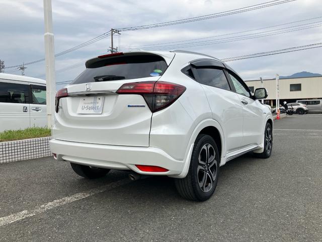 ヴェゼル ハイブリッドＺ・ホンダセンシング　Ｇａｔｈｅｒｓメモリーナビ（ＶＸＭ－１９４ＶＦｉ）　バックカメラ　ＥＴＣ　前ドラレコ　ＬＥＤヘッドライト　ＬＥＤフォグライト　運転席／助手席シートヒーター　衝突軽減ブレーキ　誤発進抑制機能（9枚目）