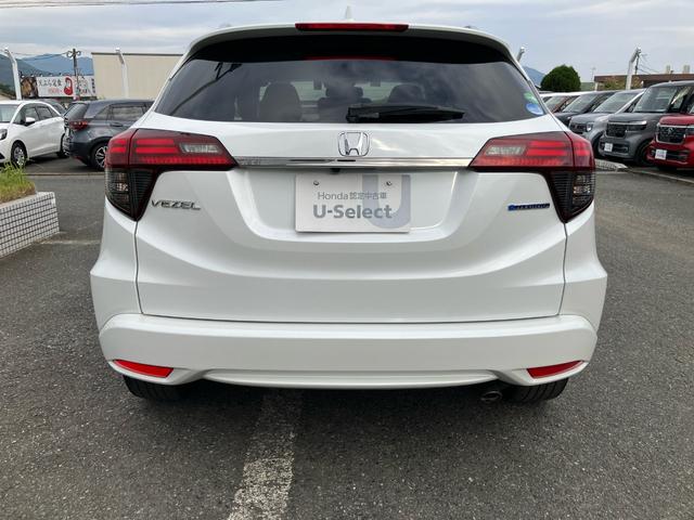 ヴェゼル ハイブリッドＺ・ホンダセンシング　Ｇａｔｈｅｒｓメモリーナビ（ＶＸＭ－１９４ＶＦｉ）　バックカメラ　ＥＴＣ　前ドラレコ　ＬＥＤヘッドライト　ＬＥＤフォグライト　運転席／助手席シートヒーター　衝突軽減ブレーキ　誤発進抑制機能（10枚目）