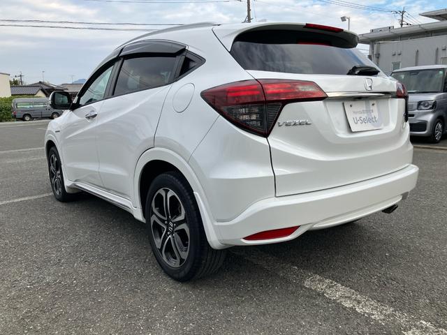 ヴェゼル ハイブリッドＺ・ホンダセンシング　Ｇａｔｈｅｒｓメモリーナビ（ＶＸＭ－１９４ＶＦｉ）　バックカメラ　ＥＴＣ　前ドラレコ　ＬＥＤヘッドライト　ＬＥＤフォグライト　運転席／助手席シートヒーター　衝突軽減ブレーキ　誤発進抑制機能（11枚目）