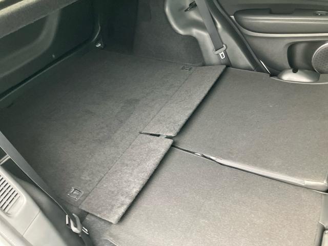 ヴェゼル ハイブリッドＺ・ホンダセンシング　Ｇａｔｈｅｒｓメモリーナビ（ＶＸＭ－１９４ＶＦｉ）　バックカメラ　ＥＴＣ　前ドラレコ　ＬＥＤヘッドライト　ＬＥＤフォグライト　運転席／助手席シートヒーター　衝突軽減ブレーキ　誤発進抑制機能（18枚目）