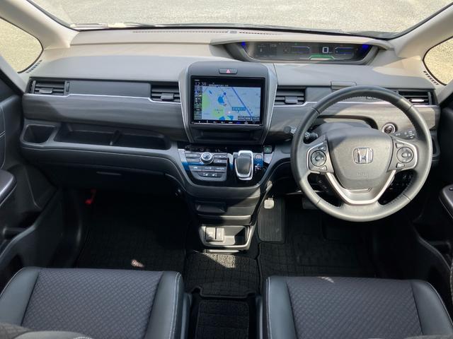 フリード＋ハイブリッド ハイブリッドＧ・ホンダセンシング　Ｇａｔｈｅｒｓメモリーナビ（ＶＸＭ－２２７ＶＦＮｉ）　バックカメラ　ＥＴＣ　両側電動スライドドア　オートリトラミラー　運転席／助手席シートヒーター　ＬＥＤヘッドライト＋アクティブコーナリングライト（3枚目）