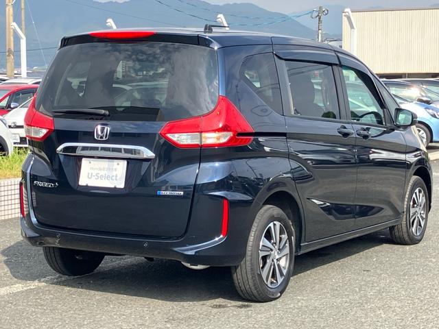 フリード＋ハイブリッド ハイブリッドＧ・ホンダセンシング　Ｇａｔｈｅｒｓメモリーナビ（ＶＸＭ－２２７ＶＦＮｉ）　バックカメラ　ＥＴＣ　両側電動スライドドア　オートリトラミラー　運転席／助手席シートヒーター　ＬＥＤヘッドライト＋アクティブコーナリングライト（10枚目）