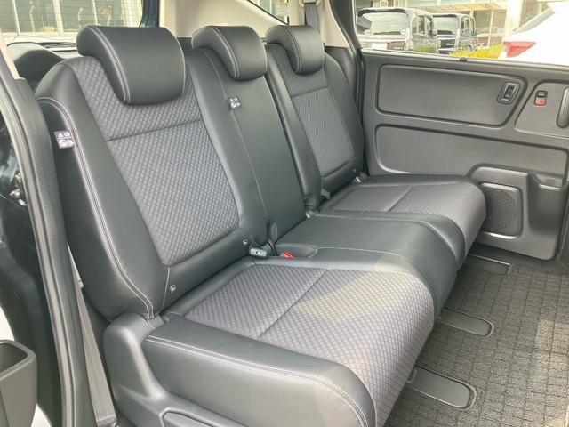 フリード＋ハイブリッド ハイブリッドＧ・ホンダセンシング　Ｇａｔｈｅｒｓメモリーナビ（ＶＸＭ－２２７ＶＦＮｉ）　バックカメラ　ＥＴＣ　両側電動スライドドア　オートリトラミラー　運転席／助手席シートヒーター　ＬＥＤヘッドライト＋アクティブコーナリングライト（17枚目）