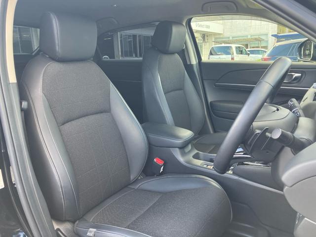 ヴェゼル ｅ：ＨＥＶＺ　ＨｏｎｄａＣＯＮＮＥＣＴディスプレー　ＥＴＣ２．０　ワイヤレス充電器　ＨｏｎｄａＳＥＮＳＩＮＧ　ハンズフリーアクセスパワーテールゲート　ブラインドスポットインフォメーション　後退出庫サポート（20枚目）