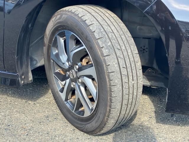 ステップワゴンスパーダ スパーダ　Ｇａｔｈｅｒｓメモリーナビ（ＶＸＭ－１５５ＶＦｉ）　バックカメラ　ＬＥＤヘッドライト＋オートライトコントロール付　わくわくゲート　ＥＴＣ　スーパーＵＶカット＋ＩＲカットフロントドアガラス（13枚目）