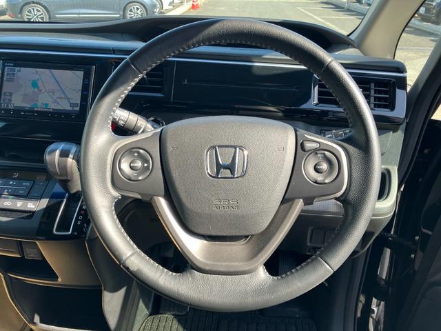 ステップワゴンスパーダ スパーダ　Ｇａｔｈｅｒｓメモリーナビ（ＶＸＭ－１５５ＶＦｉ）　バックカメラ　ＬＥＤヘッドライト＋オートライトコントロール付　わくわくゲート　ＥＴＣ　スーパーＵＶカット＋ＩＲカットフロントドアガラス（20枚目）