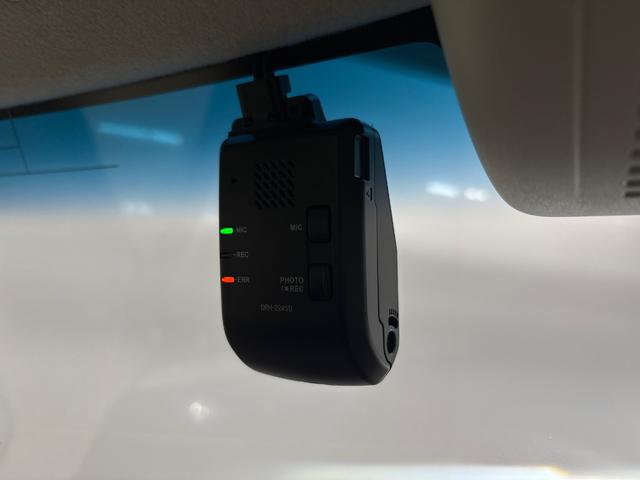 Ｎ－ＢＯＸ Ｌ　Ｇａｔｈｅｒｓメモリーナビ（ＶＸＭ－２３４ＶＦｉ）　バックカメラ　前後ドラレコ　左電動スライドドア　運転席／助手席シートヒーター　シートバックテーブル　衝突軽減ブレーキ　誤発進抑制機能　標識認識機能（4枚目）