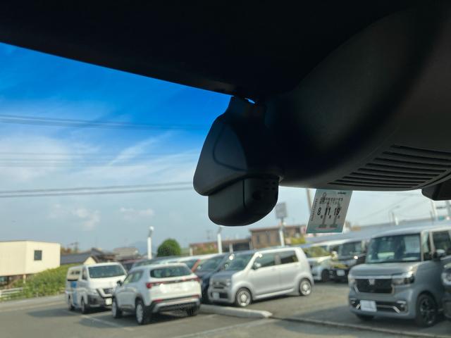 Ｎ－ＢＯＸカスタム Ｌターボ　Ｇａｔｈｅｒｓメモリーナビ（ＶＸＵ－２２７ＮＢｉ）　バックカメラ　前後ドラレコ　ＥＴＣ　両側電動スライドドア　オートリトラミラー　運転席／助手席シートヒーター　運転席／助手席シートバックテーブル（4枚目）