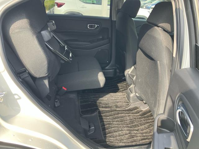 ヴェゼル ｅ：ＨＥＶＸ　Ｇａｔｈｅｒｓメモリーナビ（ＶＸＵ－２１５ＶＺｉ）　前後ドラレコ　ＥＴＣ　バックカメラ　ＨｏｎｄａＳＥＮＳＩＮＧ　衝突被害軽減ブレーキ　誤発進抑制装置（20枚目）