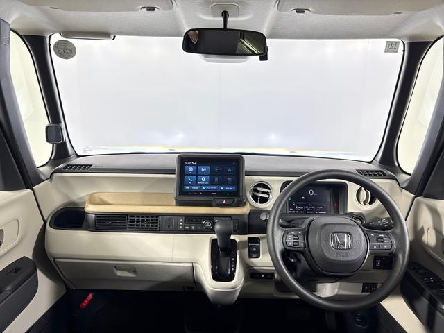 Ｎ－ＢＯＸ ベースグレード　Ｇａｔｈｅｒｓディスプレイオーディオ（ＶＸ－２４０ＺＦＥ）　バックカメラ　ＥＴＣ　運転席／助手席シートヒーター　衝突軽減ブレーキ　先行車発進お知らせ機能　歩行者事故低減ステアリング（3枚目）