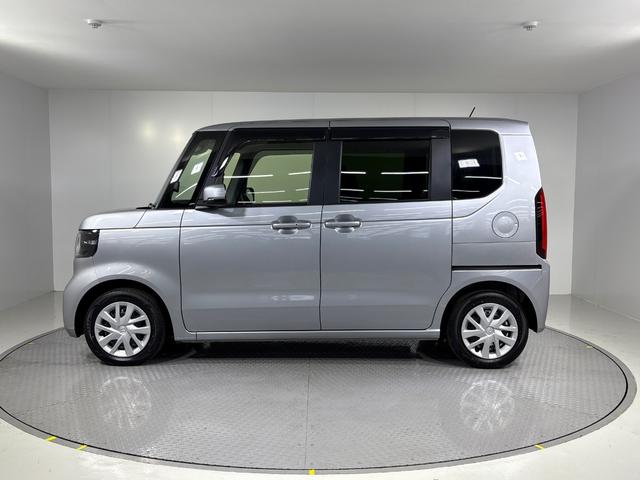 Ｎ－ＢＯＸ ベースグレード　Ｇａｔｈｅｒｓディスプレイオーディオ（ＶＸ－２４０ＺＦＥ）　バックカメラ　ＥＴＣ　運転席／助手席シートヒーター　衝突軽減ブレーキ　先行車発進お知らせ機能　歩行者事故低減ステアリング（12枚目）