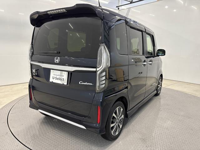 Ｎ－ＢＯＸカスタム Ｌ　オーディオレス　両側電動スライドドア　ＥＴＣ　オートリトラミラー　運転席／助手席シートヒーター　運転席／助手席シートバックテーブル　衝突軽減ブレーキ　誤発進抑制機能　歩行者事故低減ステアリング（8枚目）